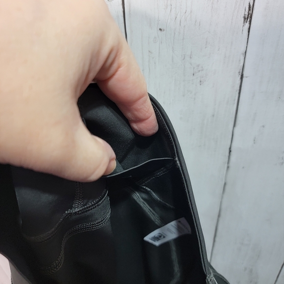 Athleta Sonic Reflective Capri Size XS Green Legging Crop Pant Style 291694. - Picture 7 of 10